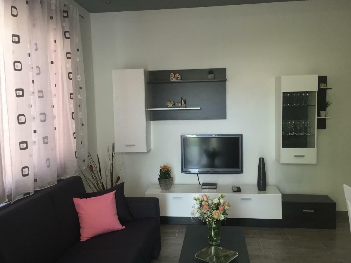 Apartment Dujmovic *